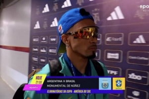 赛前放狠话要干阿根廷！拉菲尼亚已经抵达纪念碑球场